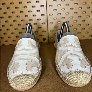 Tory burch POPPY ESPADRILLE slip ons size 8 women
